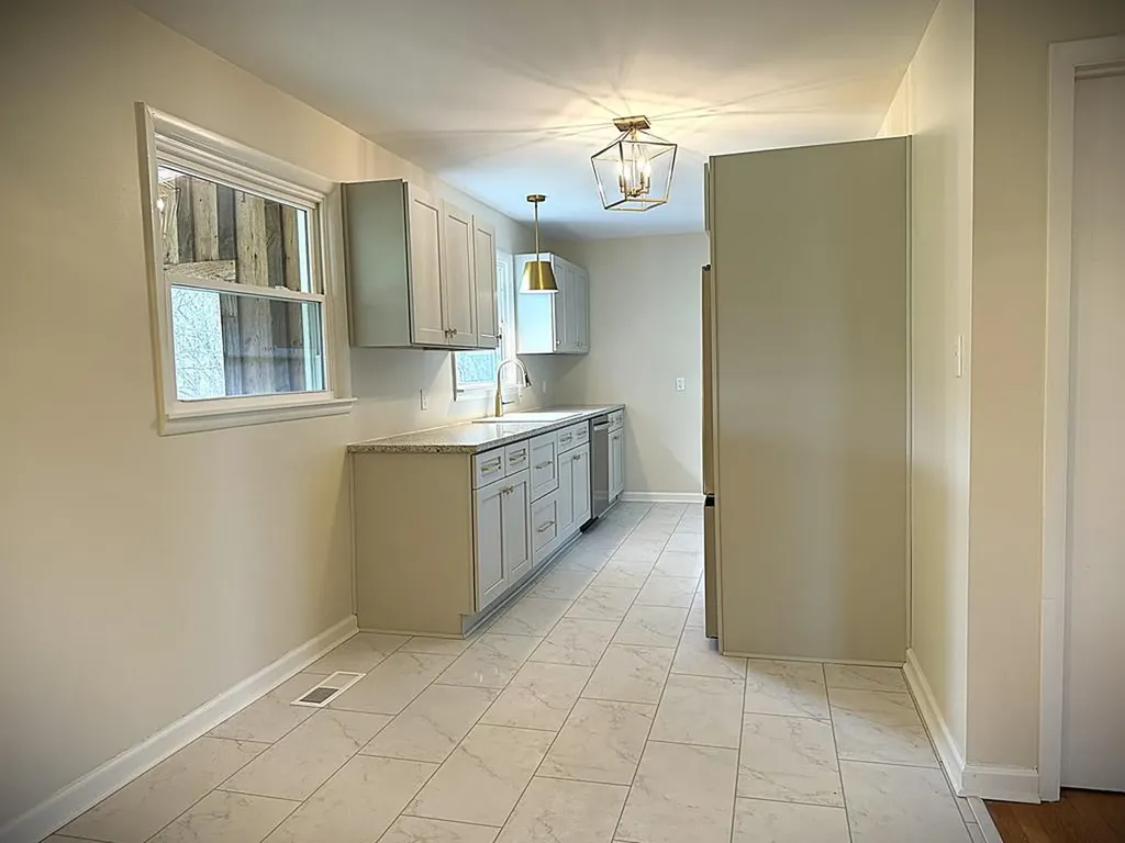 118 Collins Road Allons TN 38541
