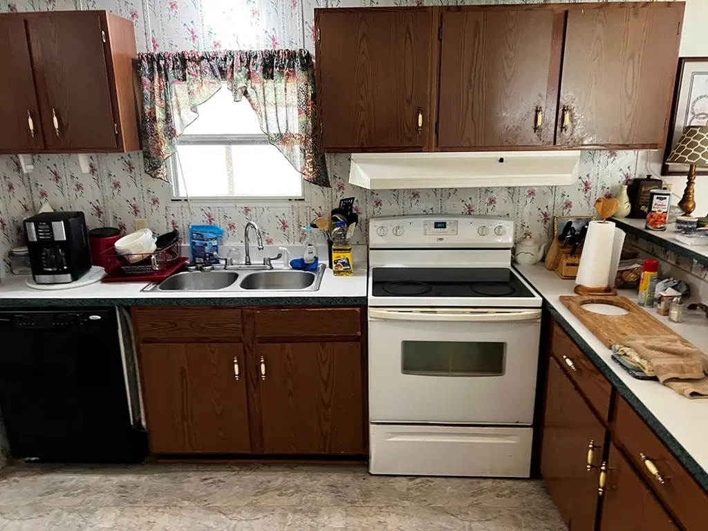 160 Thorne Lane Cookeville TN 38506