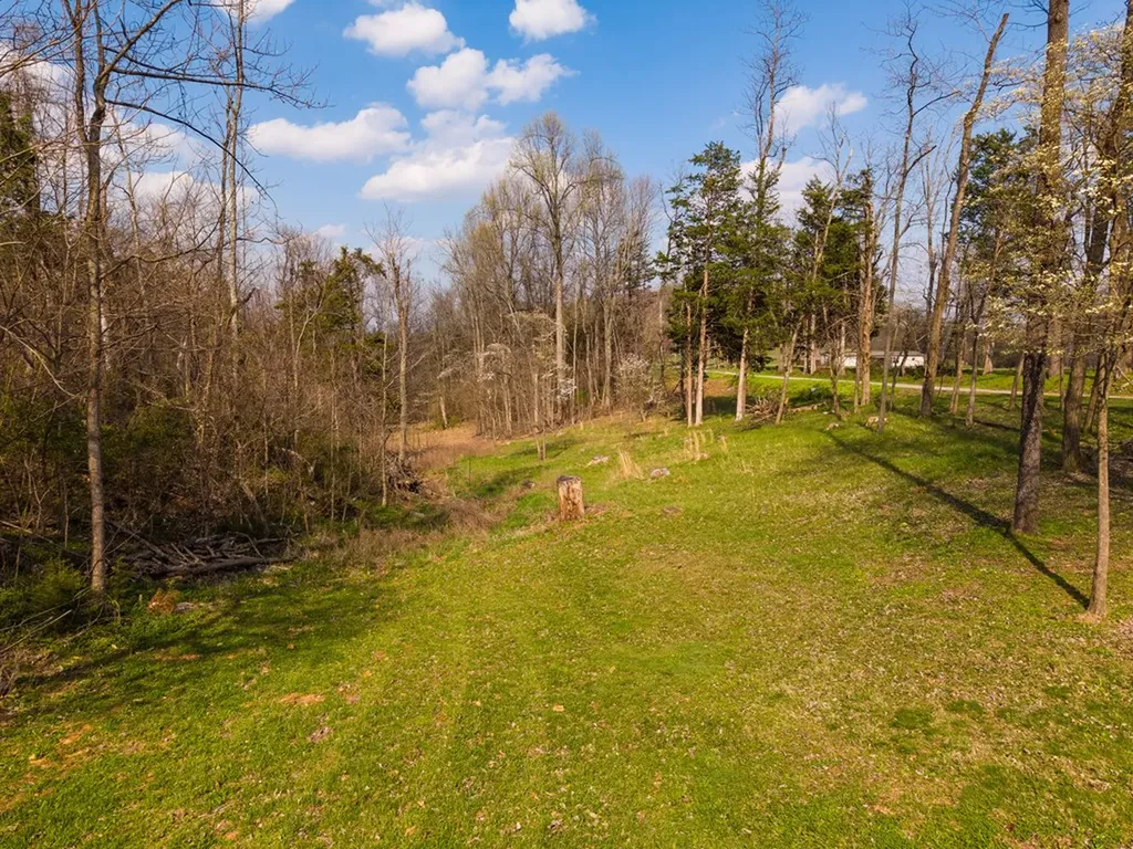 134 Ledford Livingston TN 38570