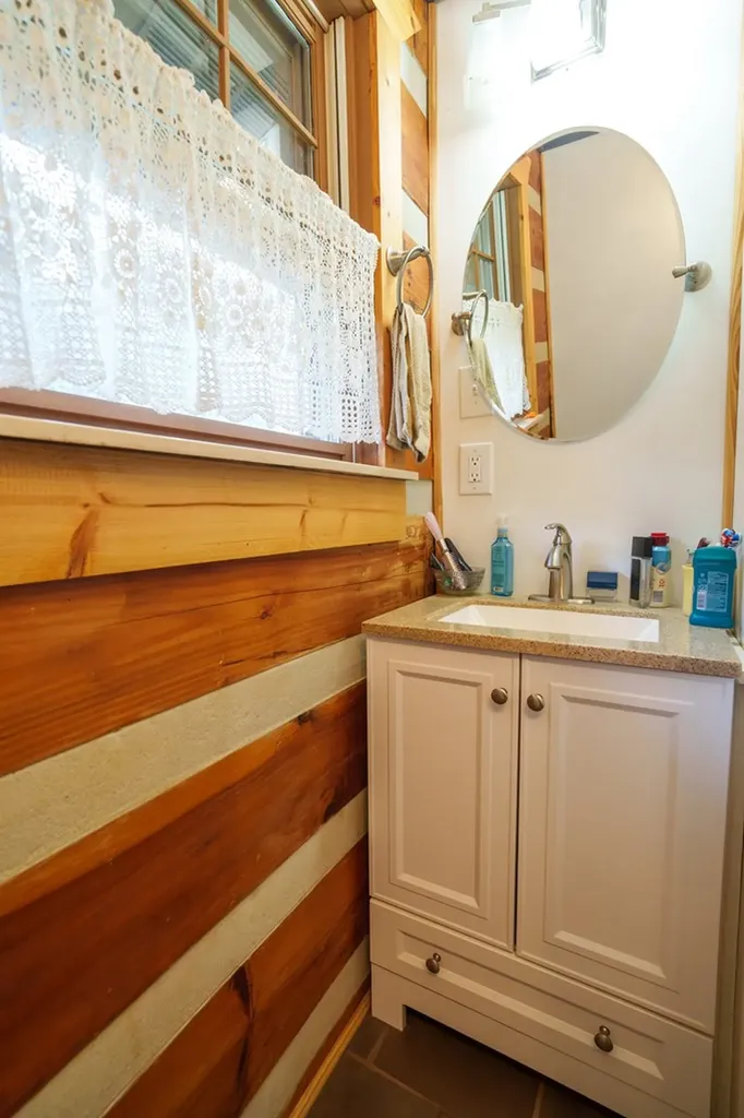 134 Ledford Livingston TN 38570