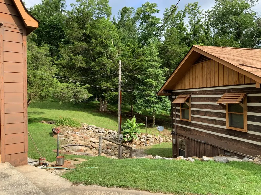 134 Ledford Livingston TN 38570