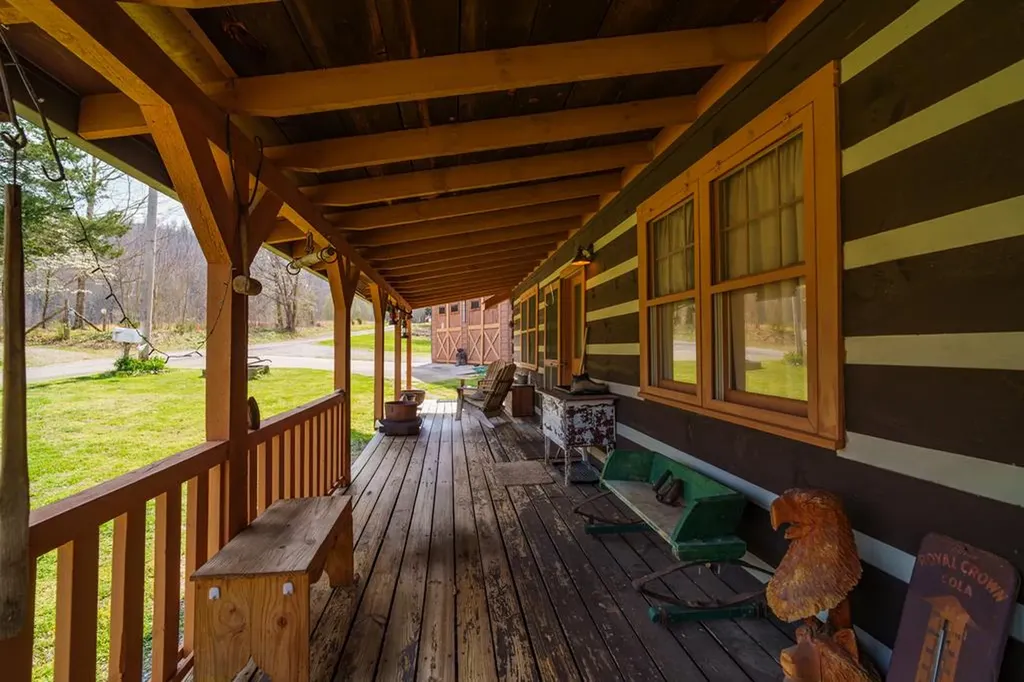 134 Ledford Livingston TN 38570