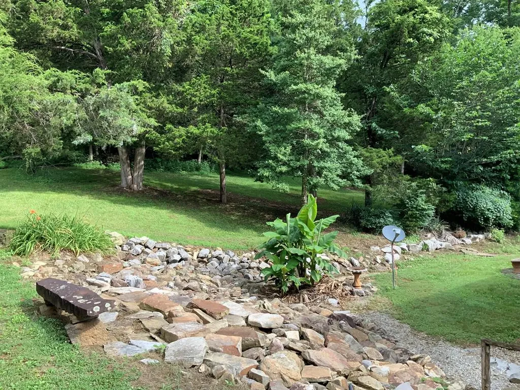 134 Ledford Livingston TN 38570