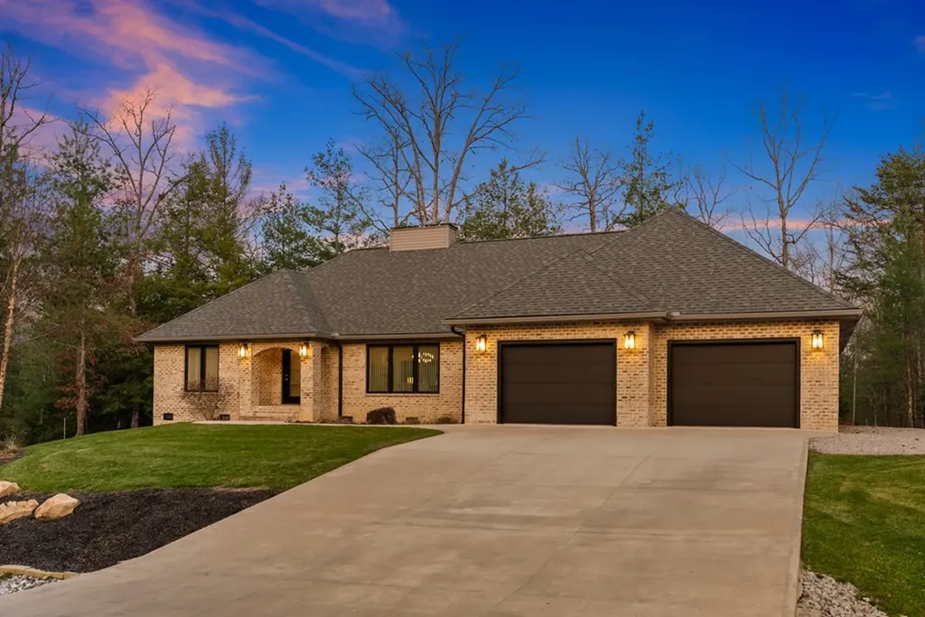 194 Forest View Drive Crossville TN 38558