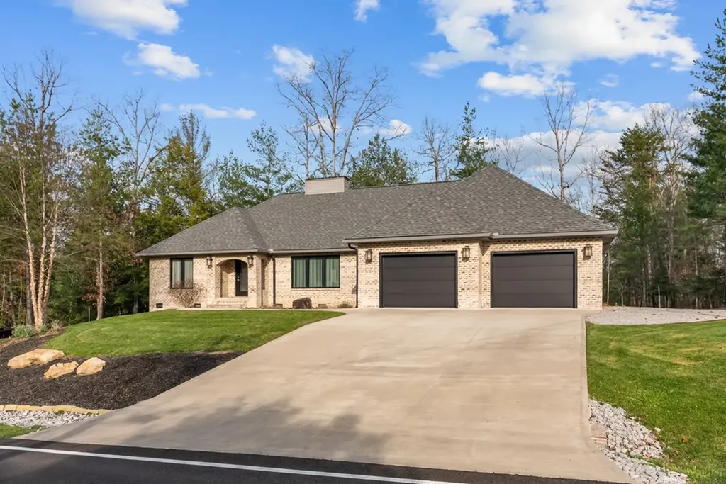 194 Forest View Drive Crossville TN 38558