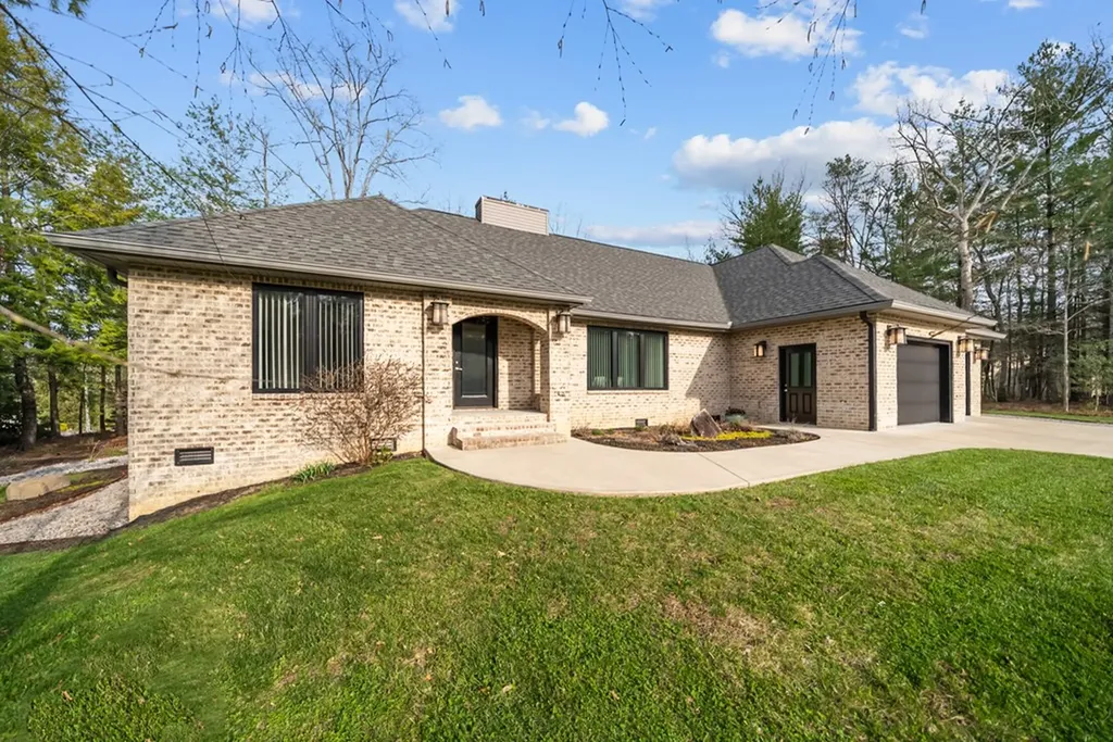 194 Forest View Drive Crossville TN 38558