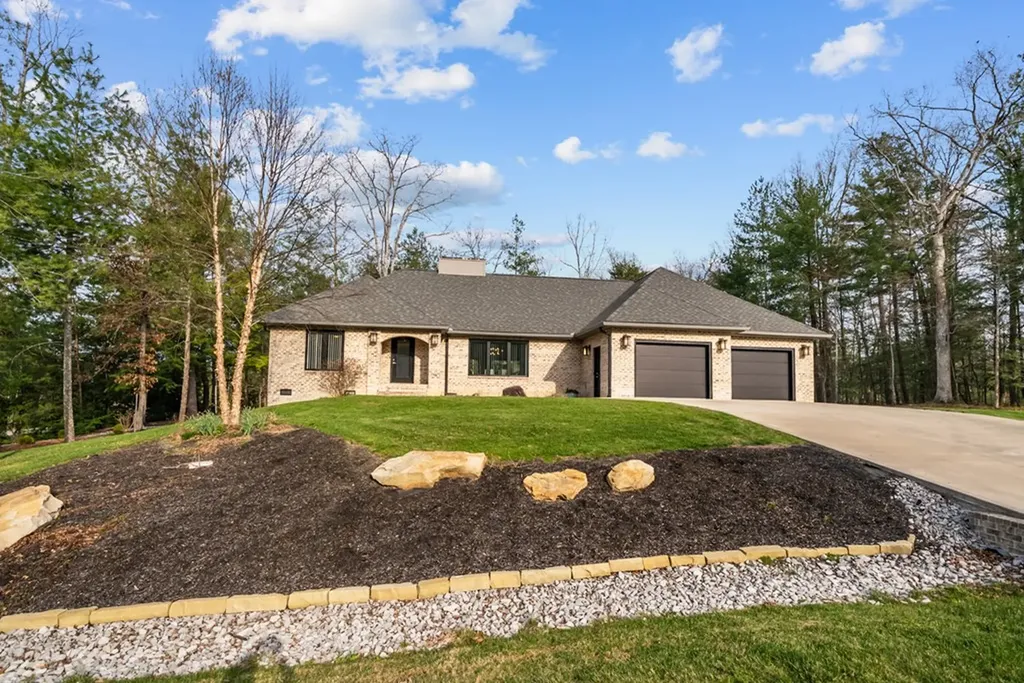194 Forest View Drive Crossville TN 38558