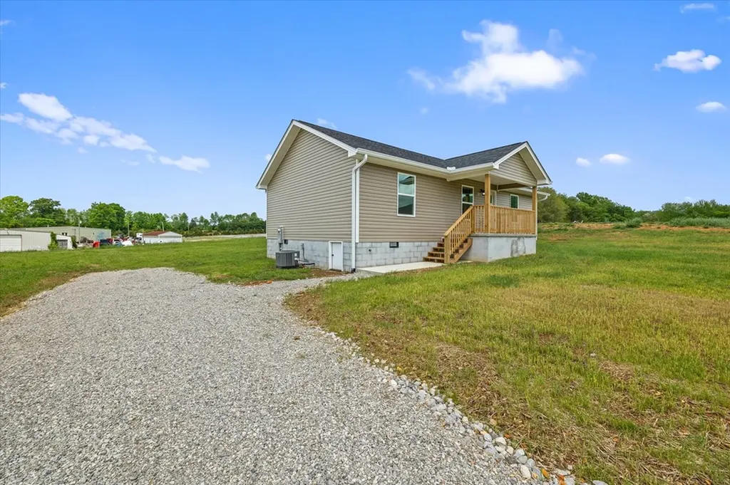 111 Conley Drive Pall Mall TN 38577