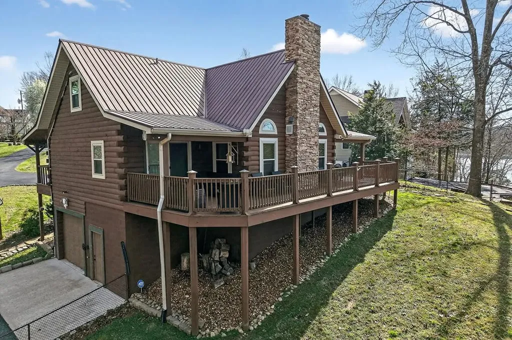 142 Rayahs Way Quebeck TN 38579