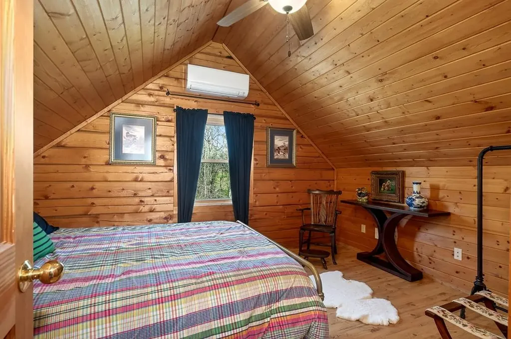 142 Rayahs Way Quebeck TN 38579