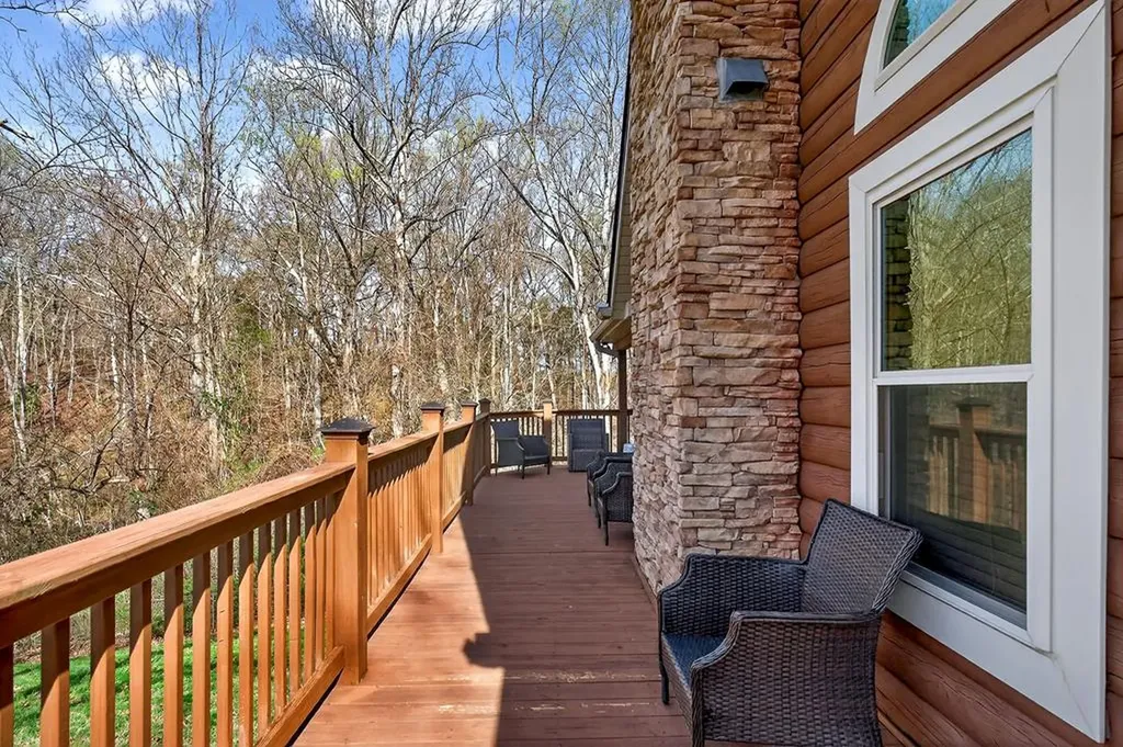 142 Rayahs Way Quebeck TN 38579