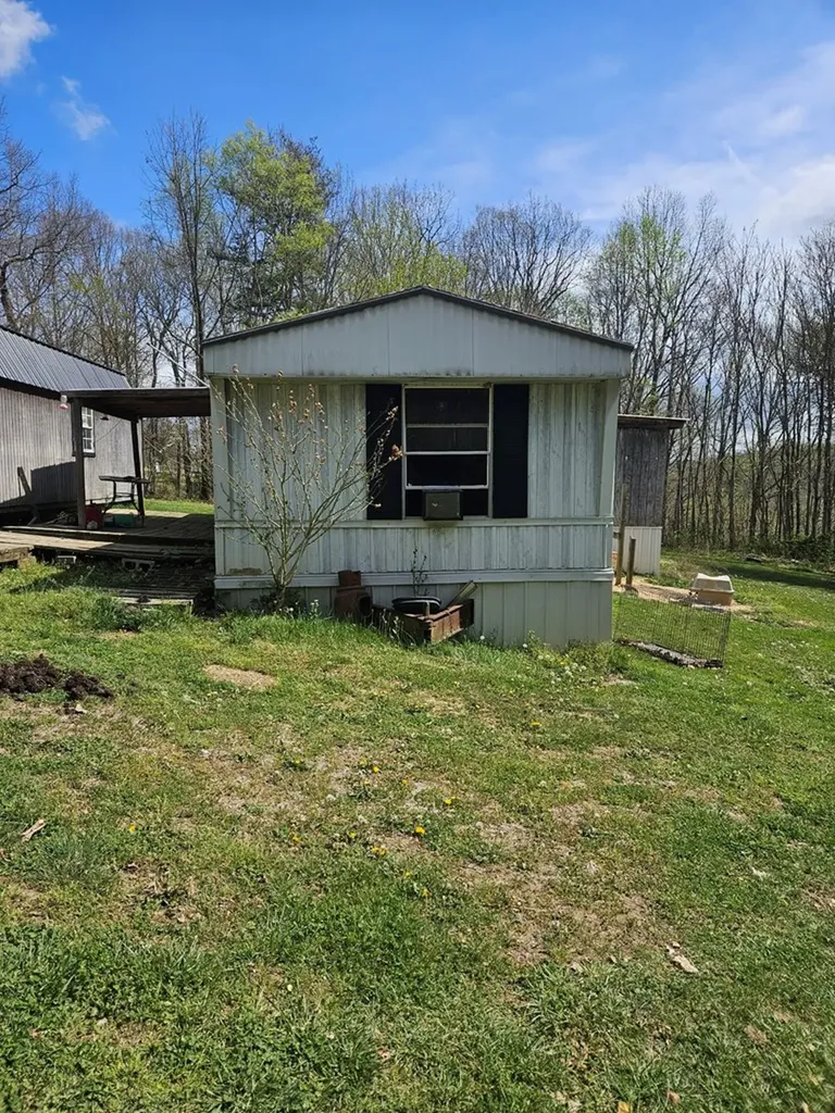 580 Captain Carter Road Spencer TN 38585