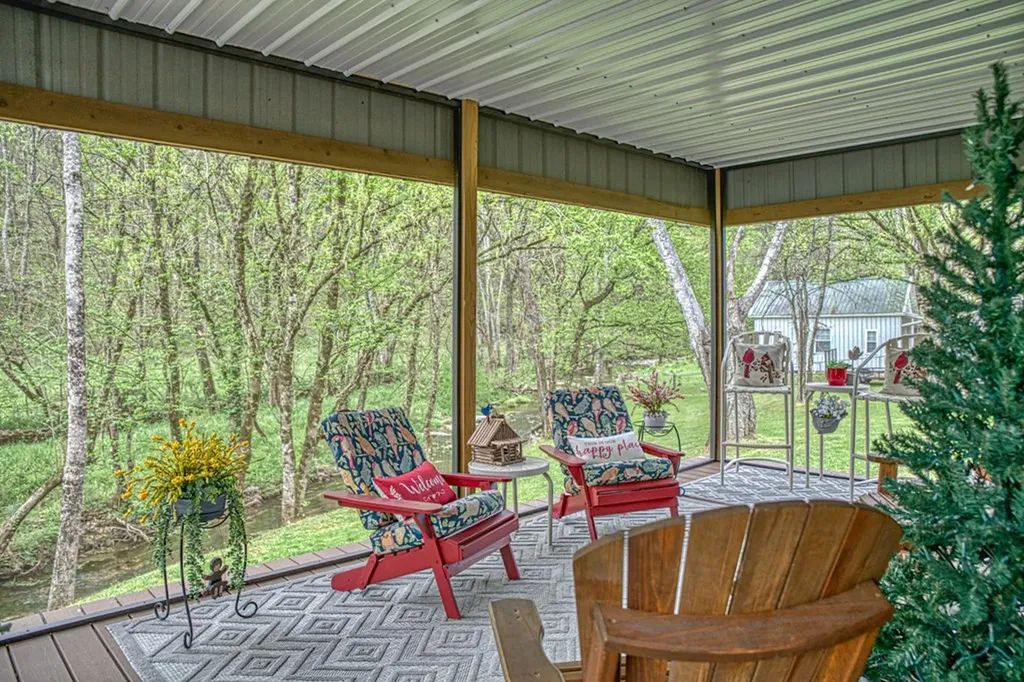 1660 Wolf Creek Road Silver Point TN 38582