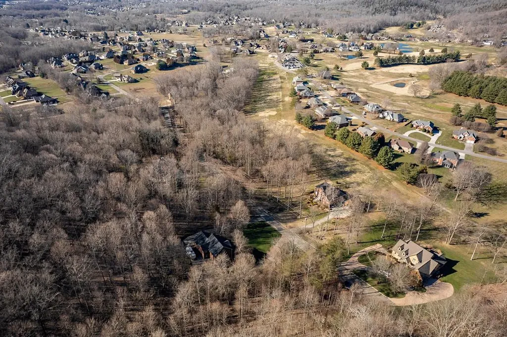 60.92 Ac Plantation South Drive Cookeville TN 38506