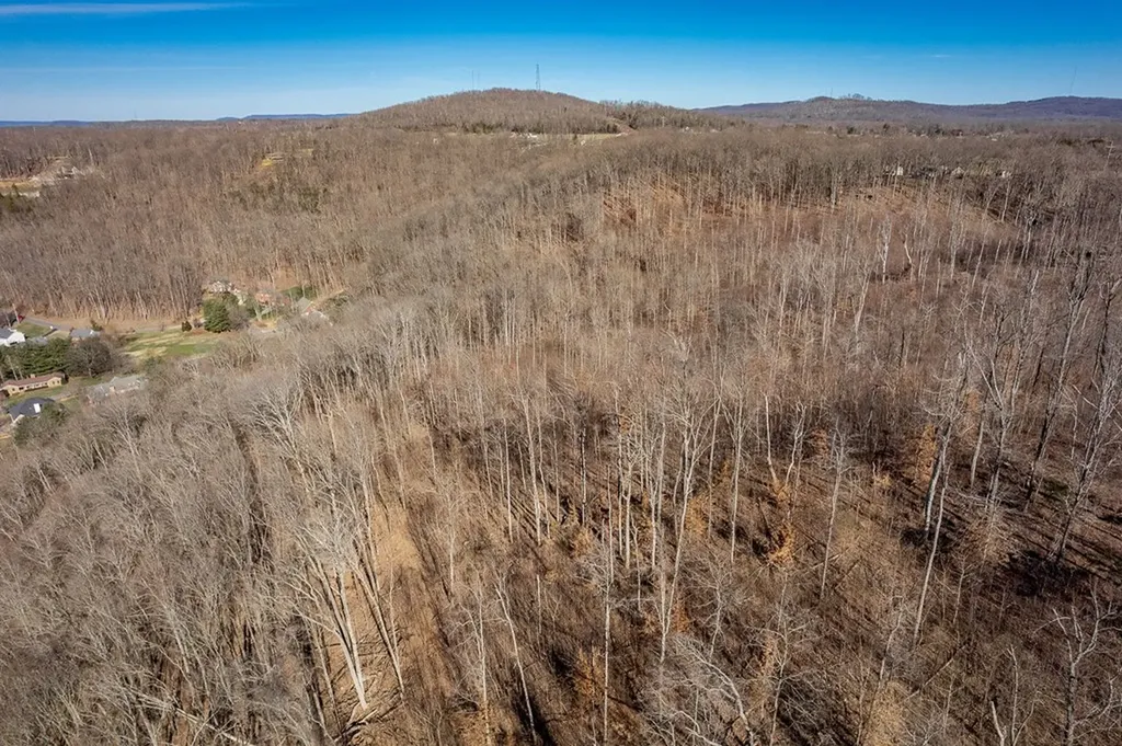 60.92 Ac Plantation South Drive Cookeville TN 38506