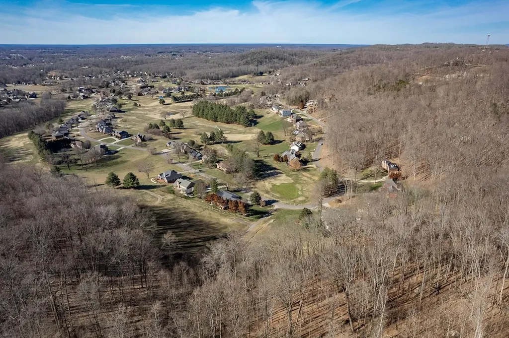 60.92 Ac Plantation South Drive Cookeville TN 38506