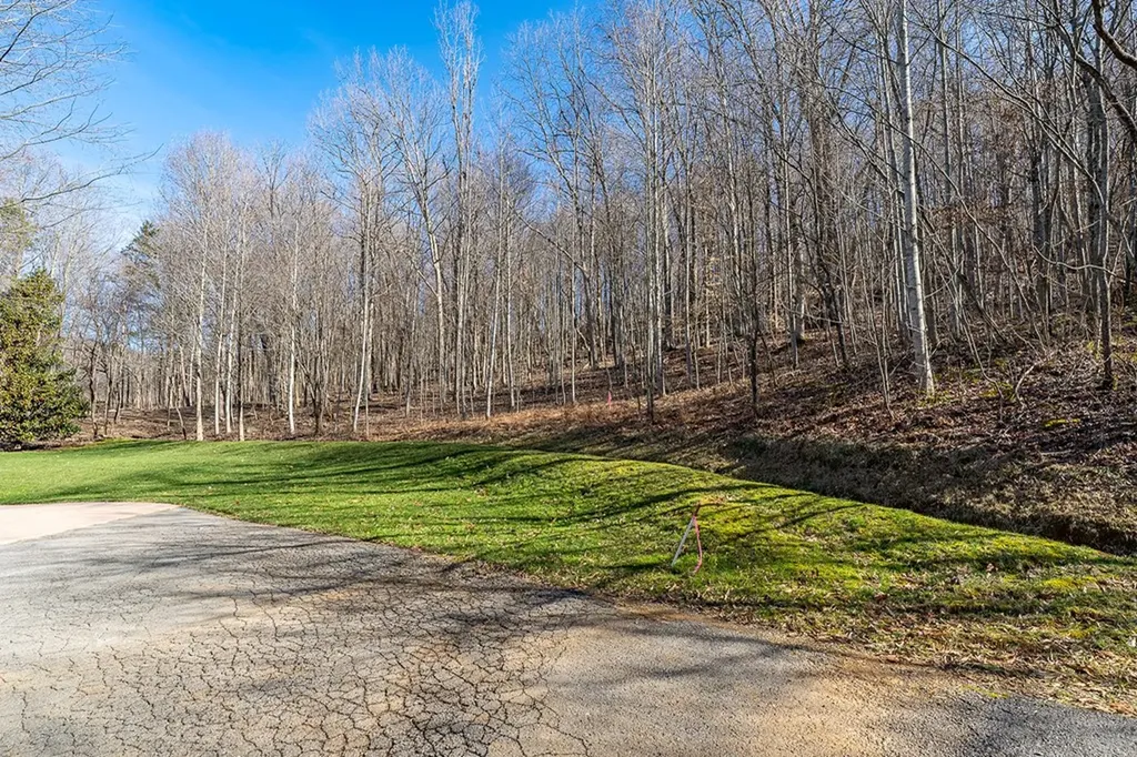 60.92 Ac Plantation South Drive Cookeville TN 38506