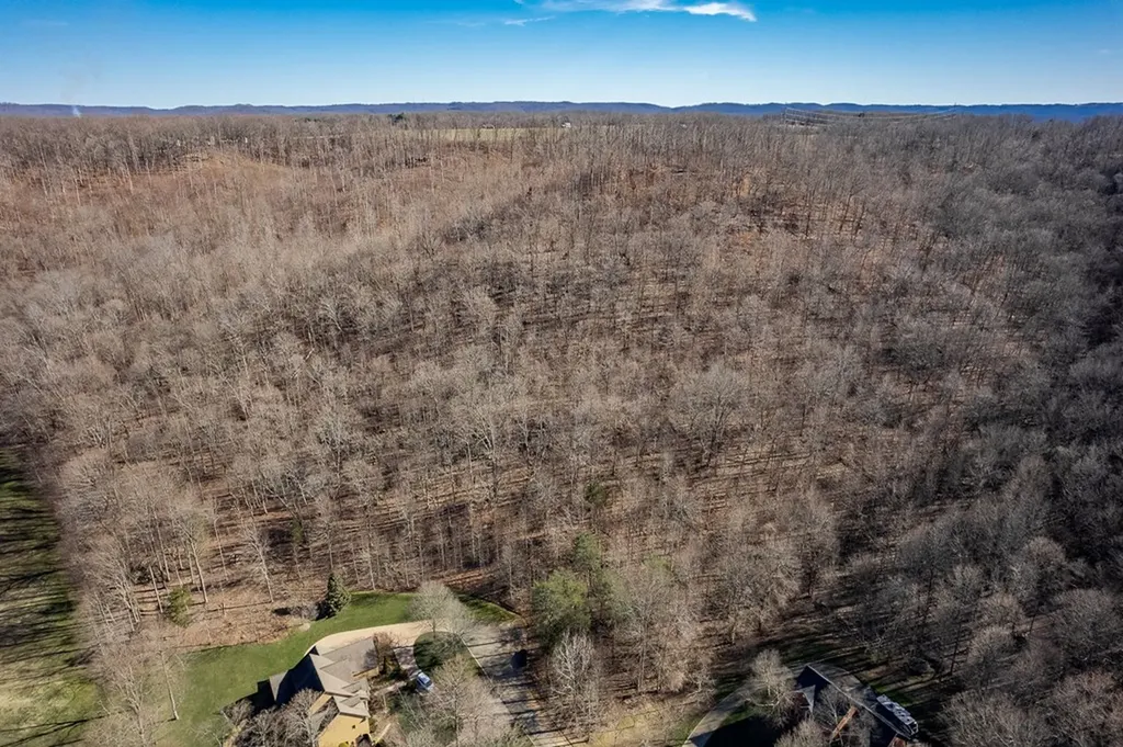 60.92 Ac Plantation South Drive Cookeville TN 38506