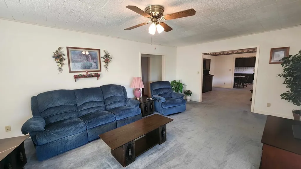 214 Don't Care Lane Celina TN 38551