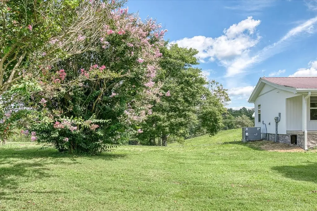 806 Robinson Ridge Road Baxter TN 38544