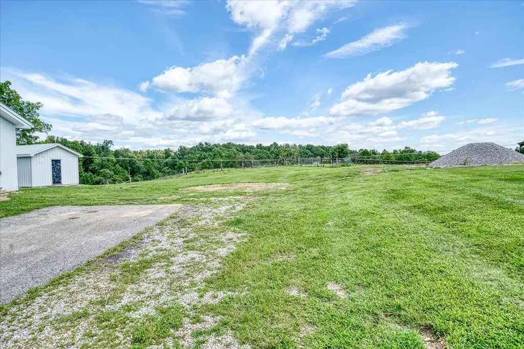 806 Robinson Ridge Road Baxter TN 38544