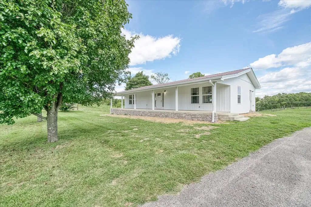 806 Robinson Ridge Road Baxter TN 38544