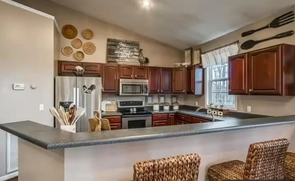 1565 Vista Drive Monterey TN 38574-3419