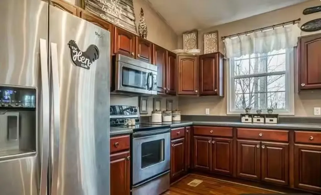 1565 Vista Drive Monterey TN 38574-3419