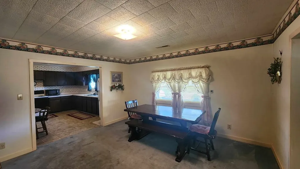 214 Don't Care Lane Celina TN 38551