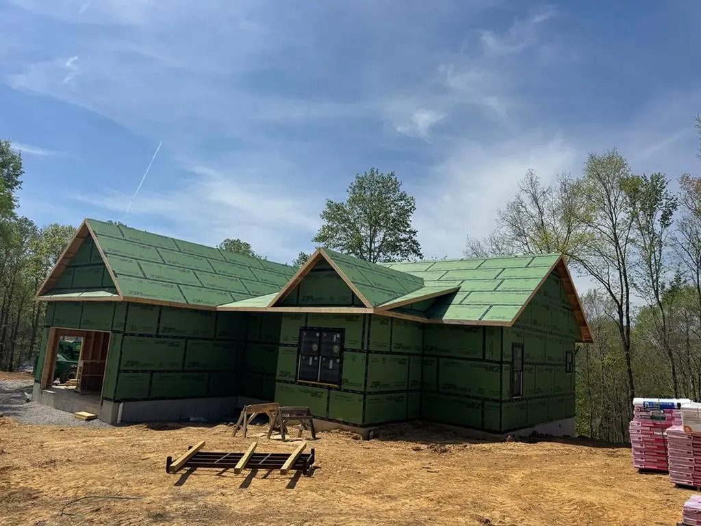 4000 Star Point Road Byrdstown TN 38549