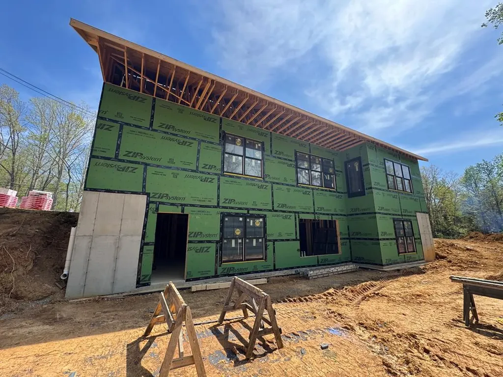 4000 Star Point Road Byrdstown TN 38549