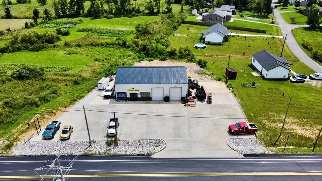 2330 W Broad Street Cookeville TN 38501