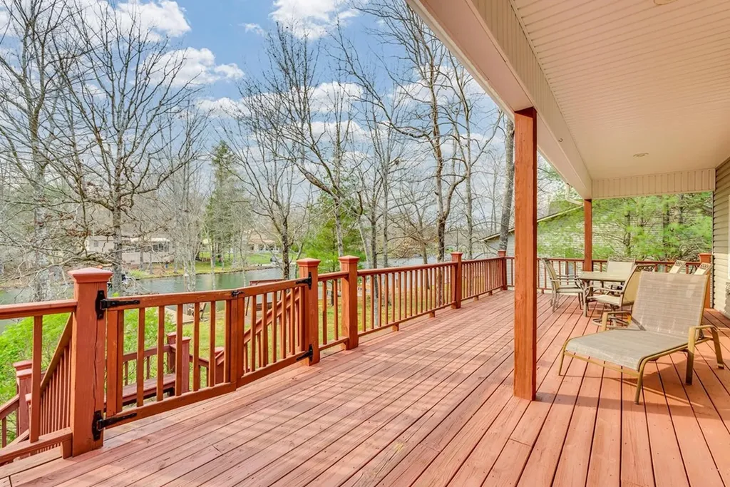 9019 Cherokee Trail Crossville TN 38572