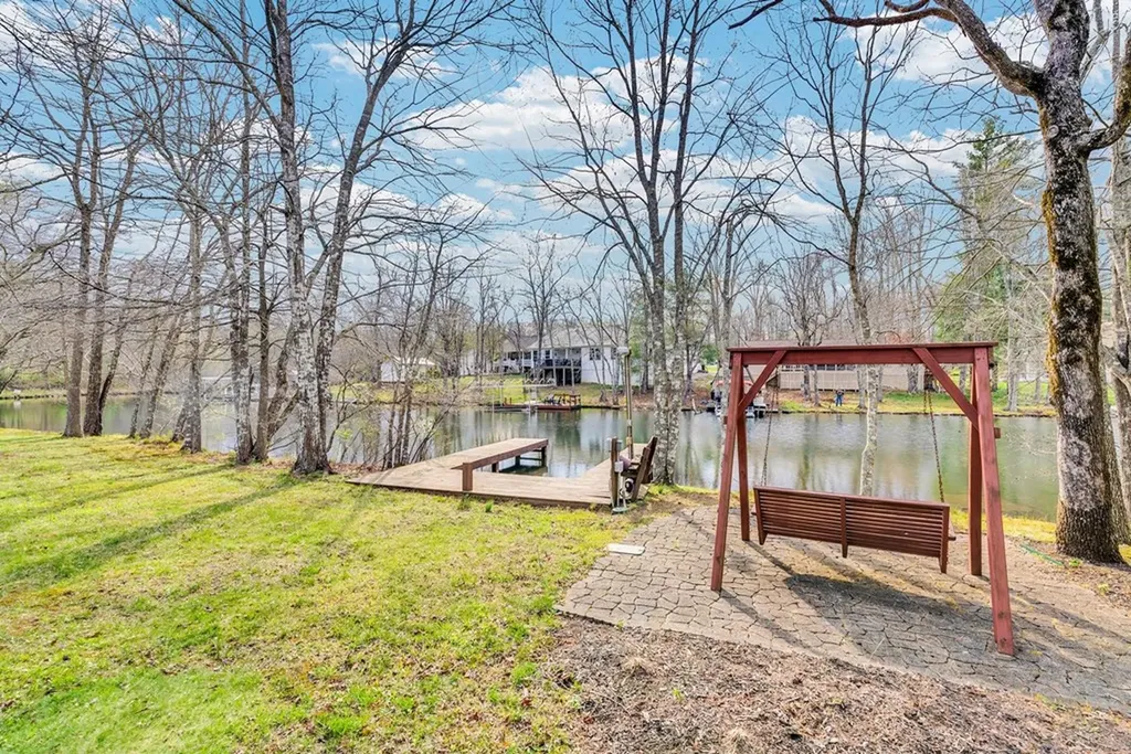 9019 Cherokee Trail Crossville TN 38572