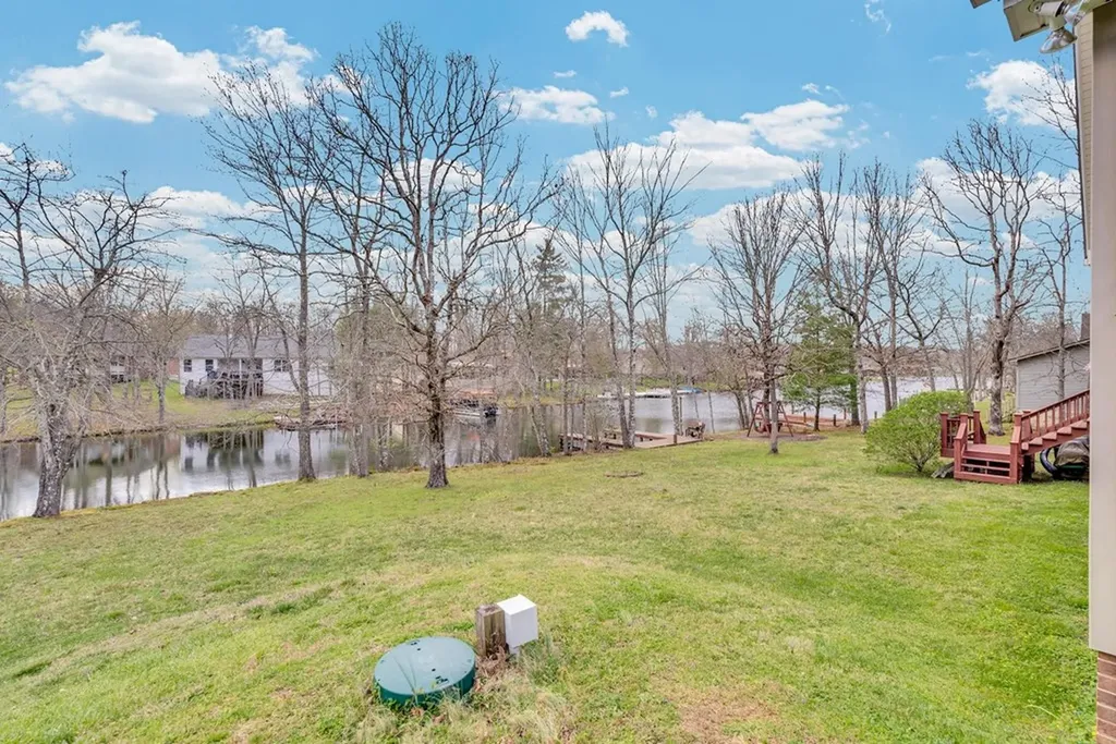 9019 Cherokee Trail Crossville TN 38572