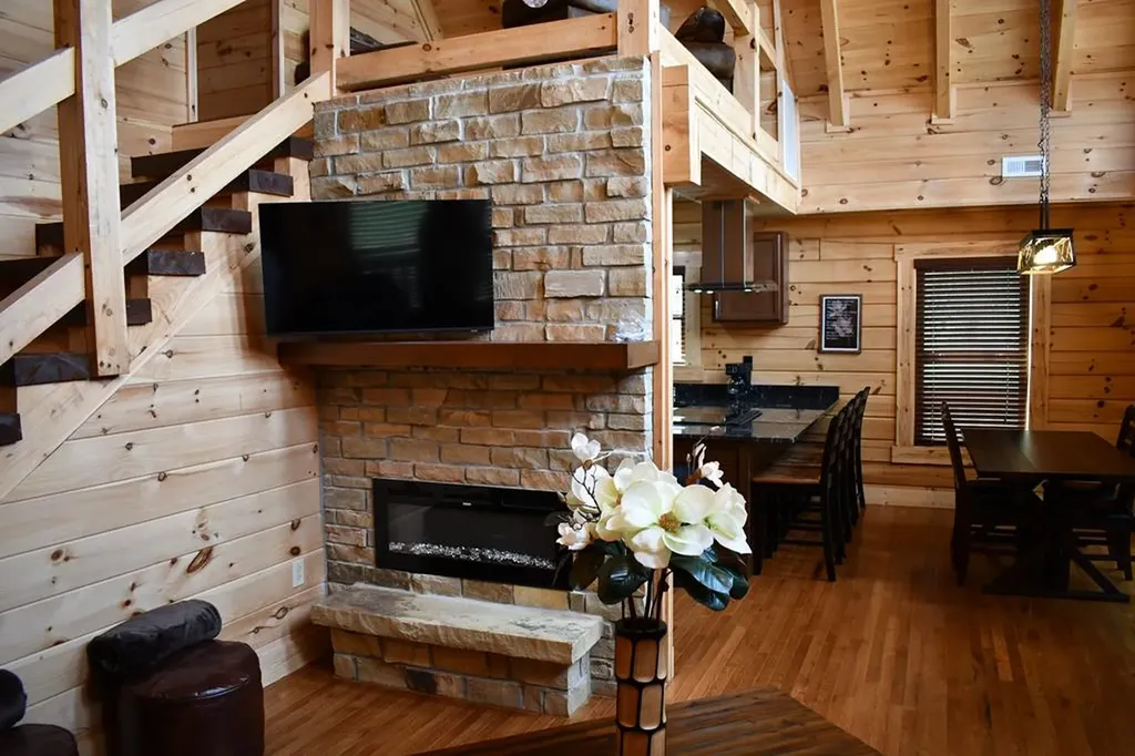 1313 Hidden River Road Rock Island TN 38581-2220