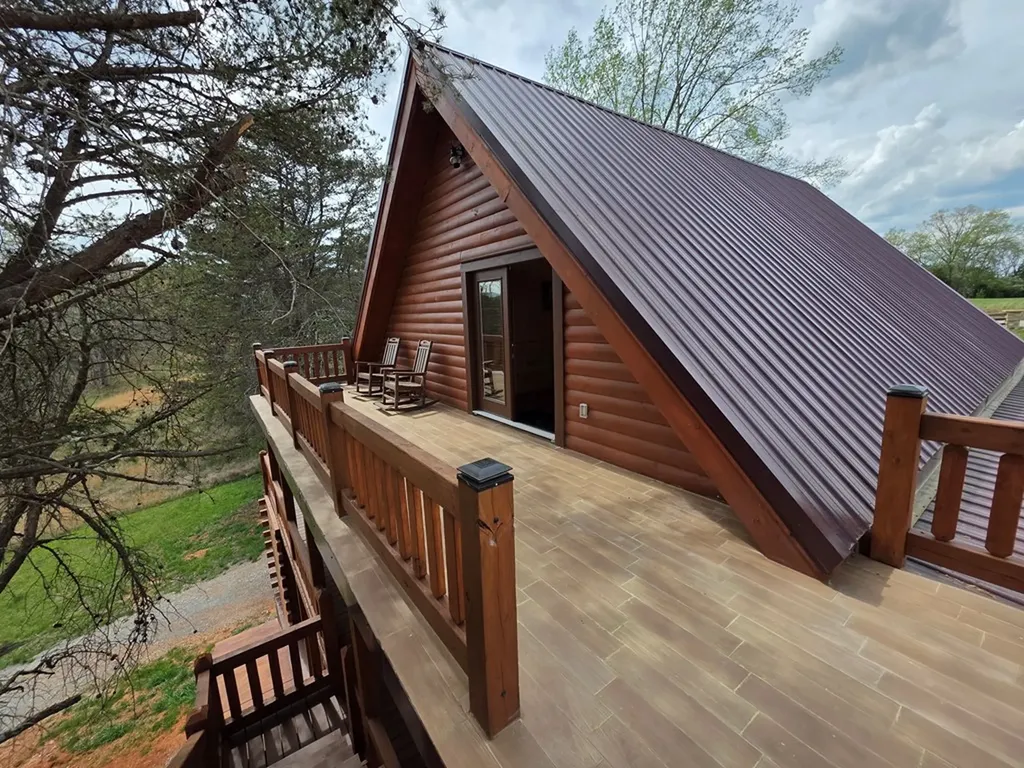 1313 Hidden River Road Rock Island TN 38581-2220