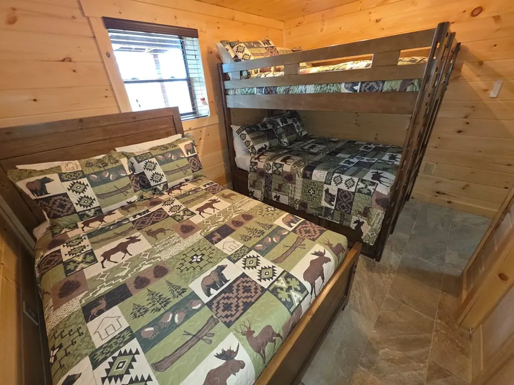 1313 Hidden River Road Rock Island TN 38581-2220