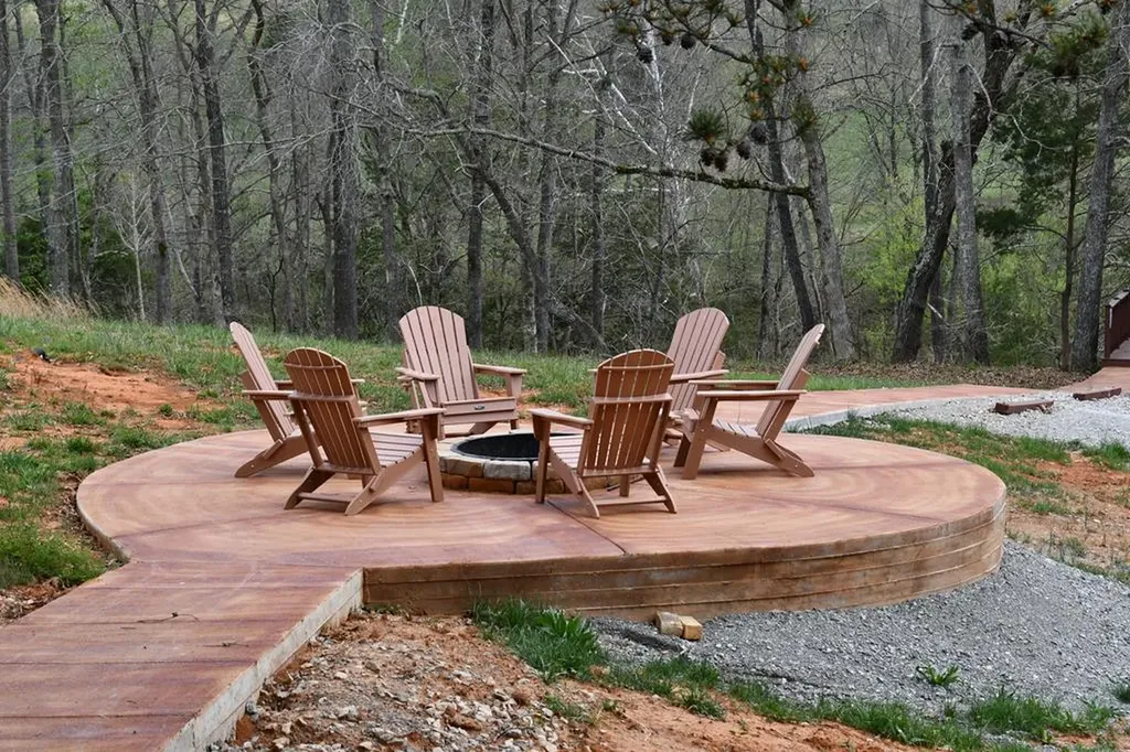 1313 Hidden River Road Rock Island TN 38581-2220