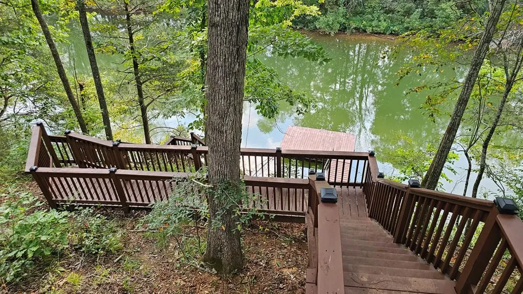 1313 Hidden River Road Rock Island TN 38581-2220