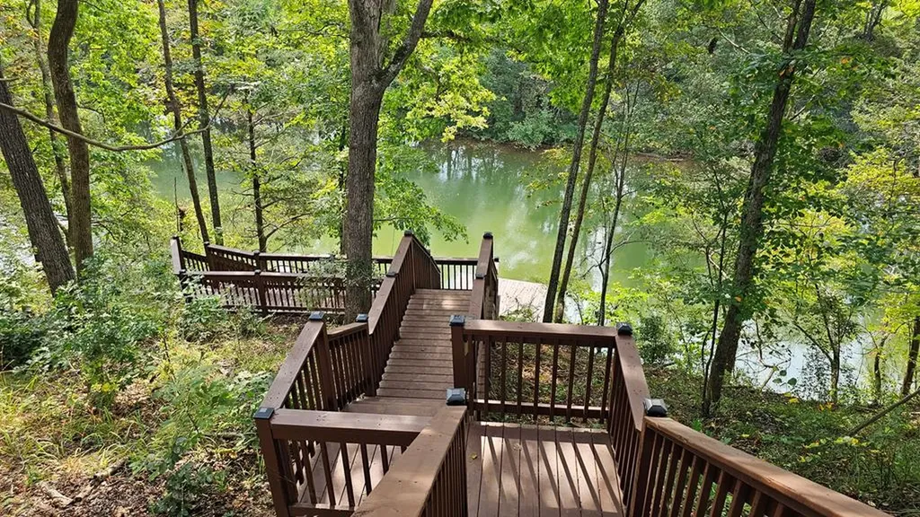 1313 Hidden River Road Rock Island TN 38581-2220