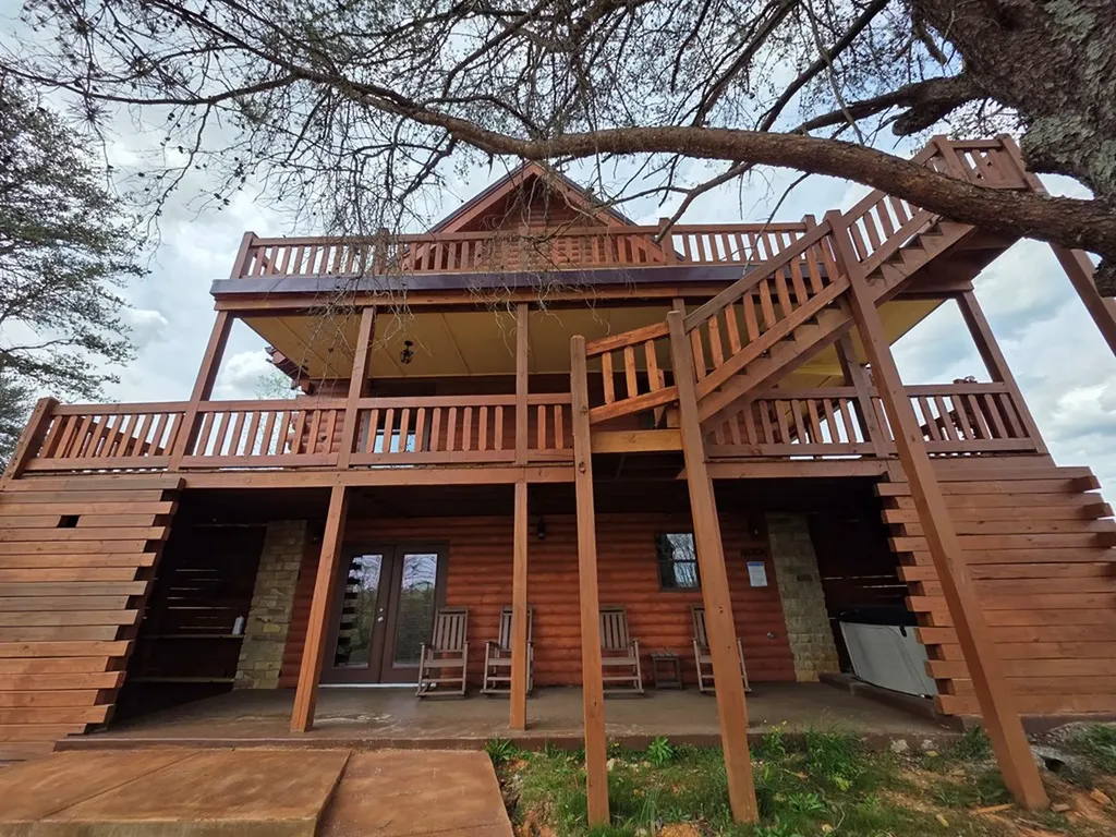 1313 Hidden River Road Rock Island TN 38581-2220
