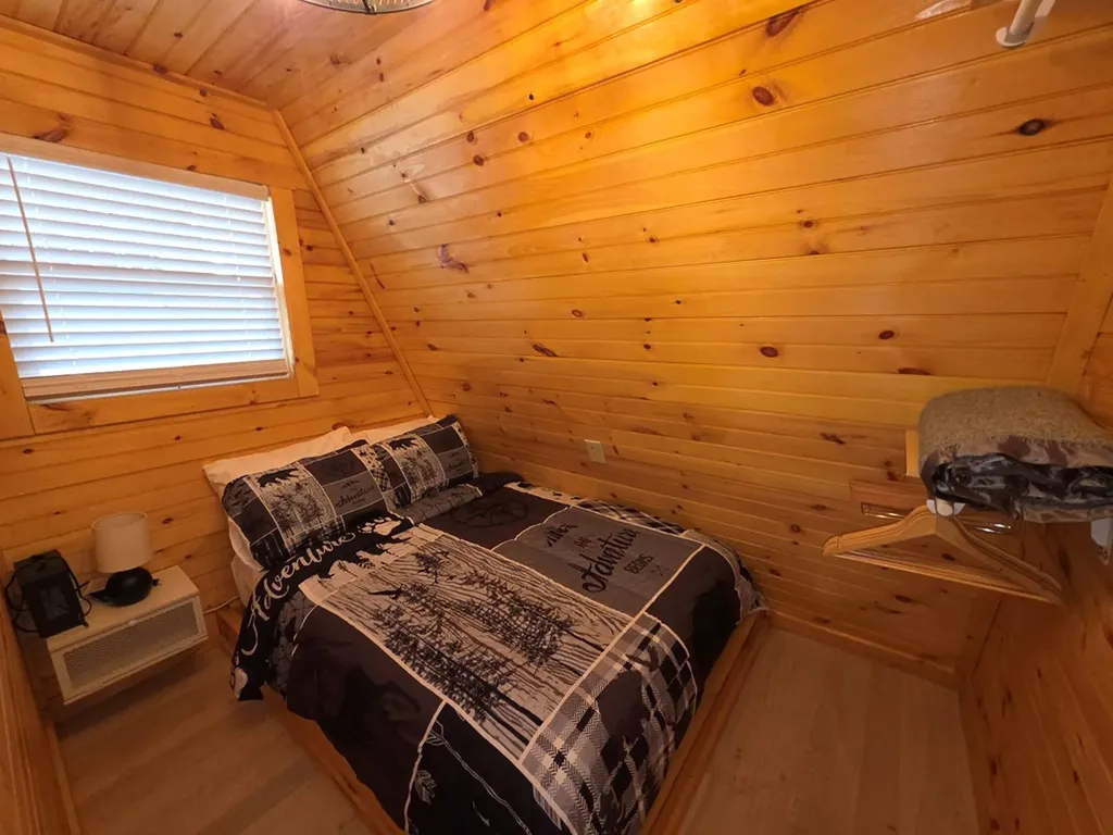 1313 Hidden River Road Rock Island TN 38581-2220