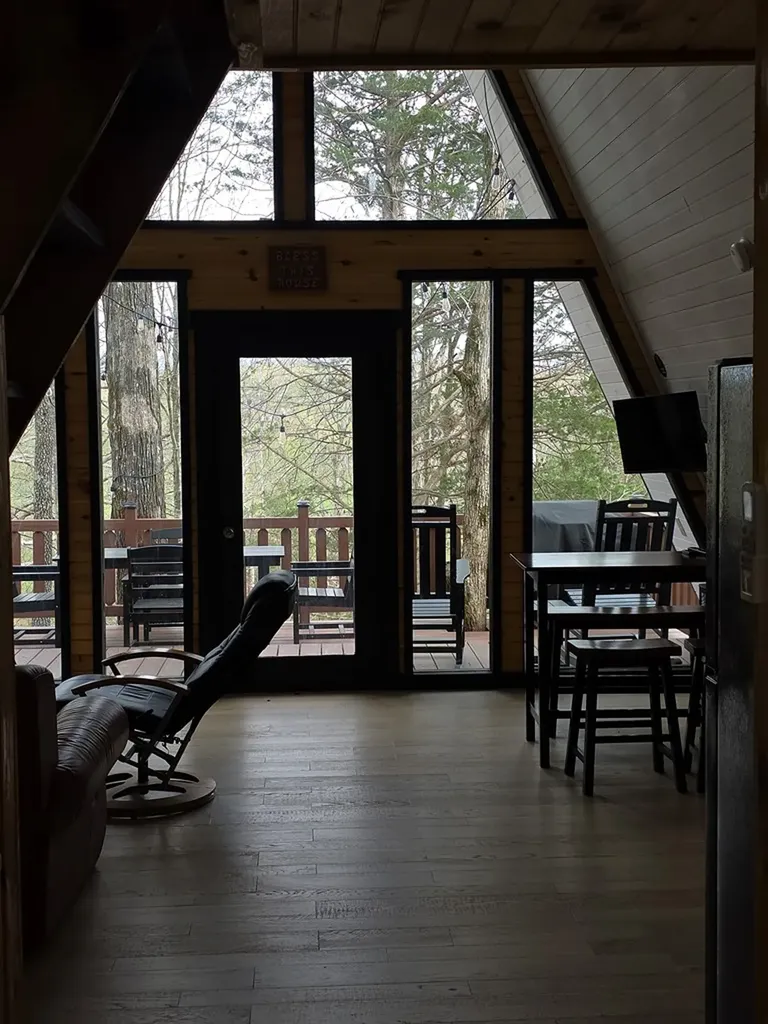 1313 Hidden River Road Rock Island TN 38581-2220