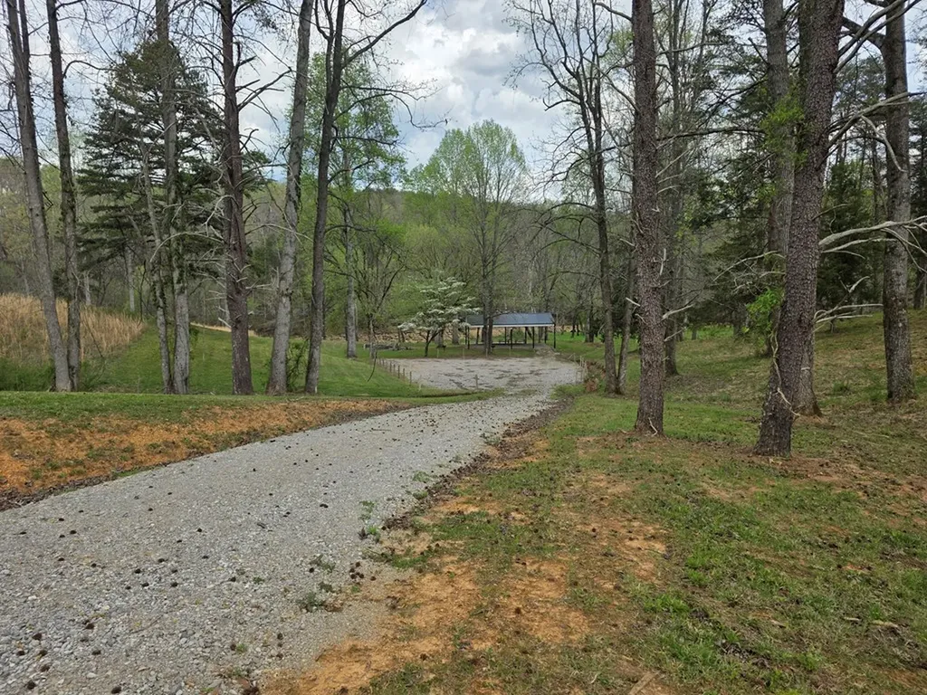1313 Hidden River Road Rock Island TN 38581-2220