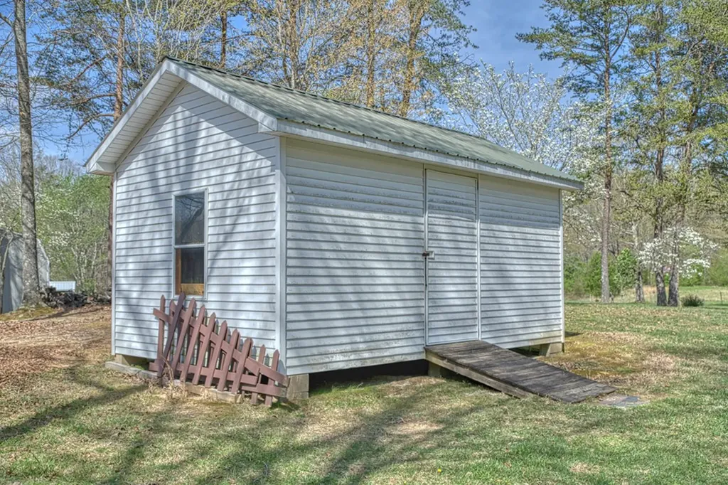 188 Campbell Lane Cookeville TN 38501