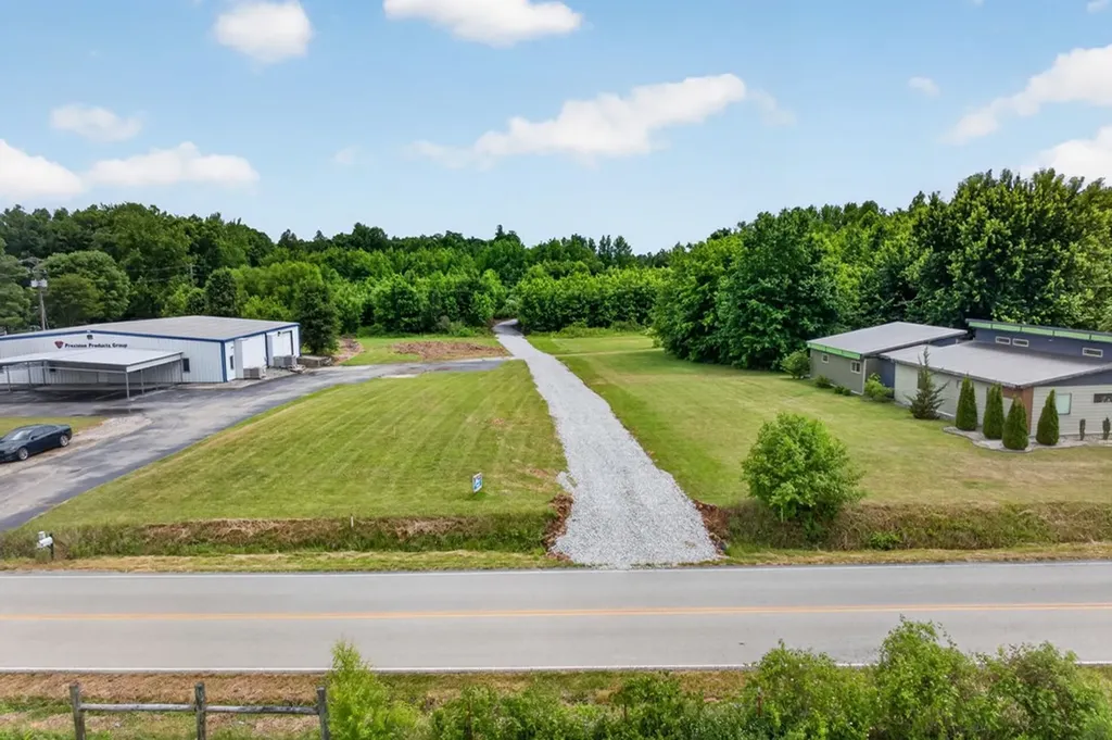 5115 Buck Mountain Road Cookeville TN 38506