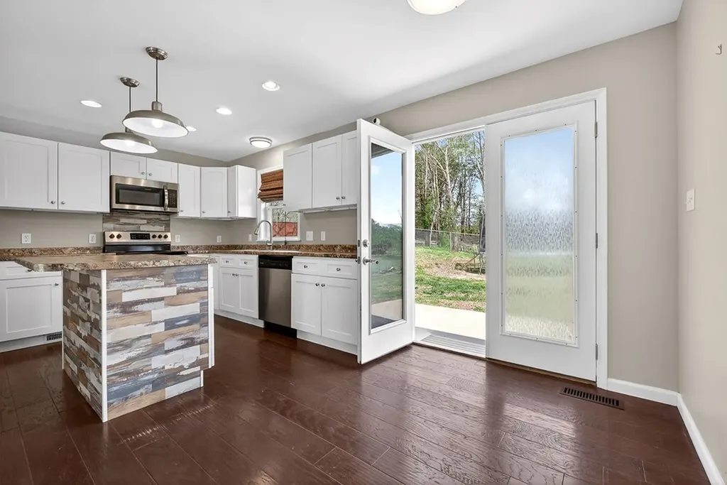 435 Heather Drive Sparta TN 38583