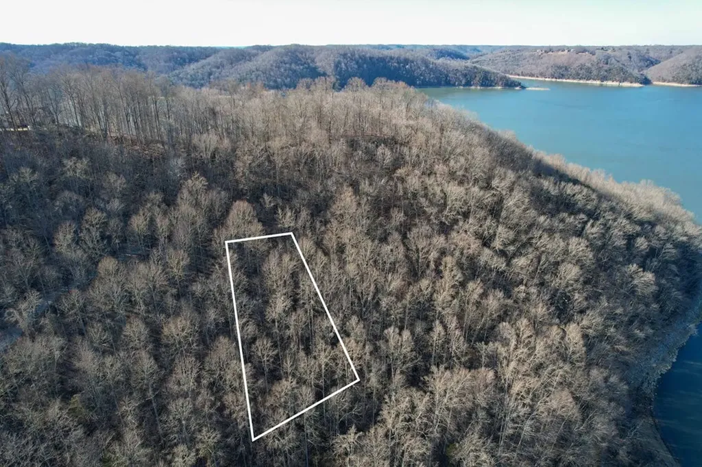 1 Back Bone Road Sparta TN 38583