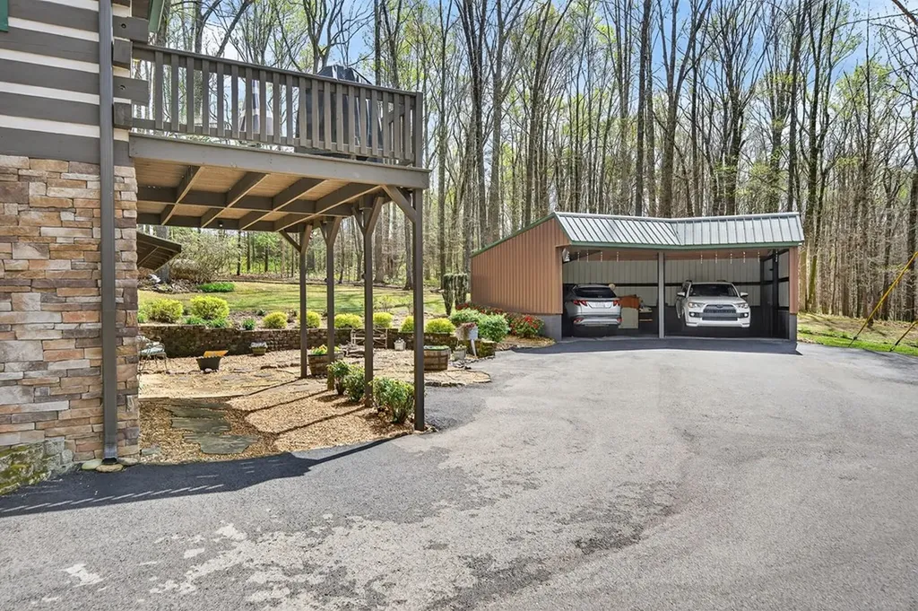 2599 Cummins Mill Road Cookeville TN 38501